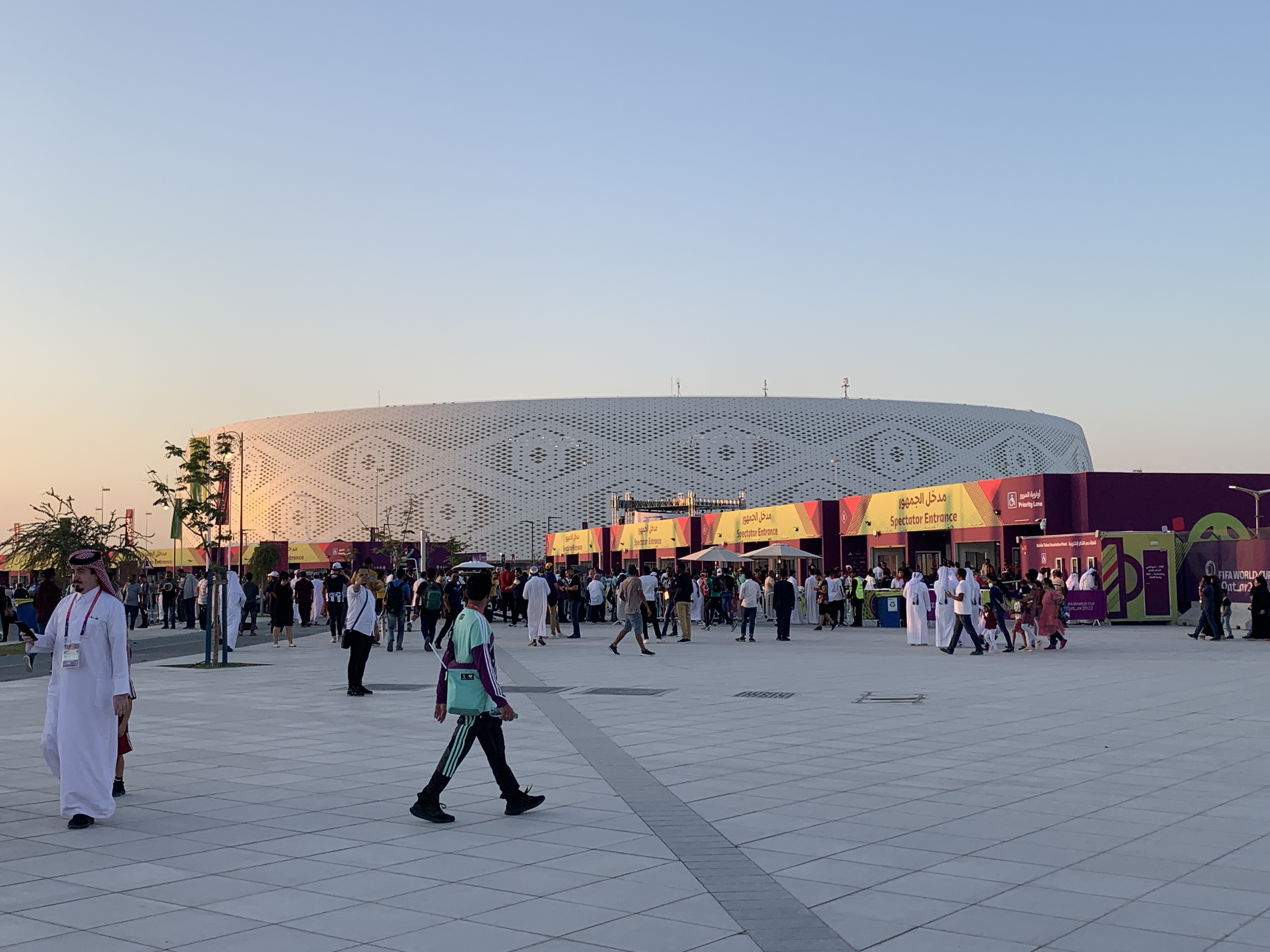 Qatar 1 Senegal 3 – Bola itu Bulat